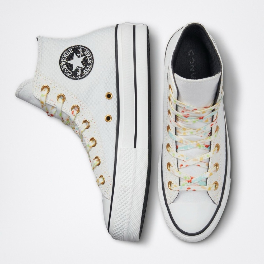 Converse Women's White Floral High-Tops size 6.5